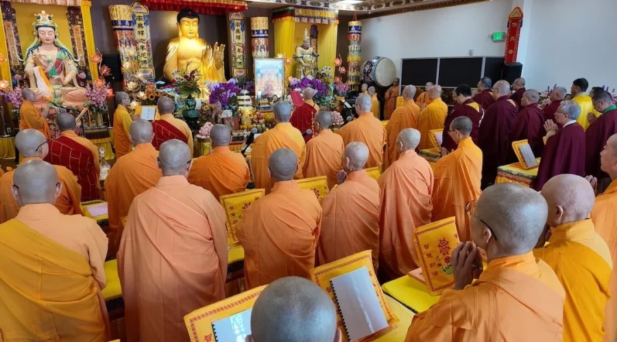 California Buddhist Community Gathers to Celebrate Dipankara Buddha’s Birthday, Offering Prayers for Peace Amid Turbulent Times