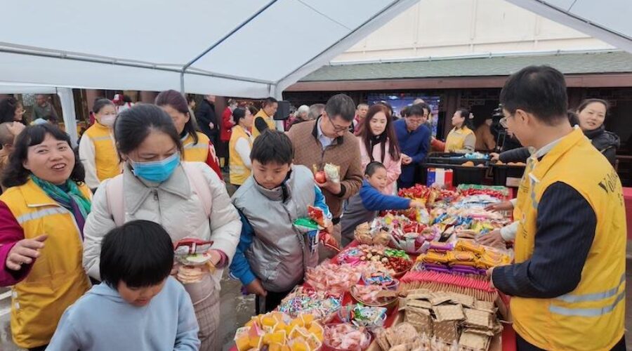 世界佛教總部為全球祈福 祥馬賀新春 – 華人今日網報導